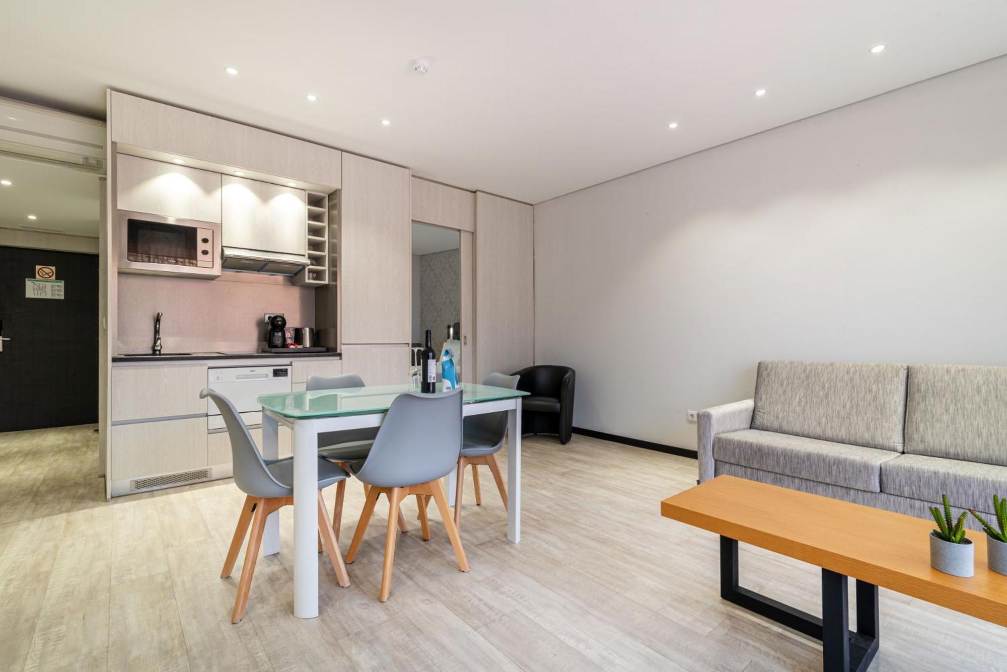 Апартаменты Dom Luis Flats Вила-Нова-ди-Гая Экстерьер фото