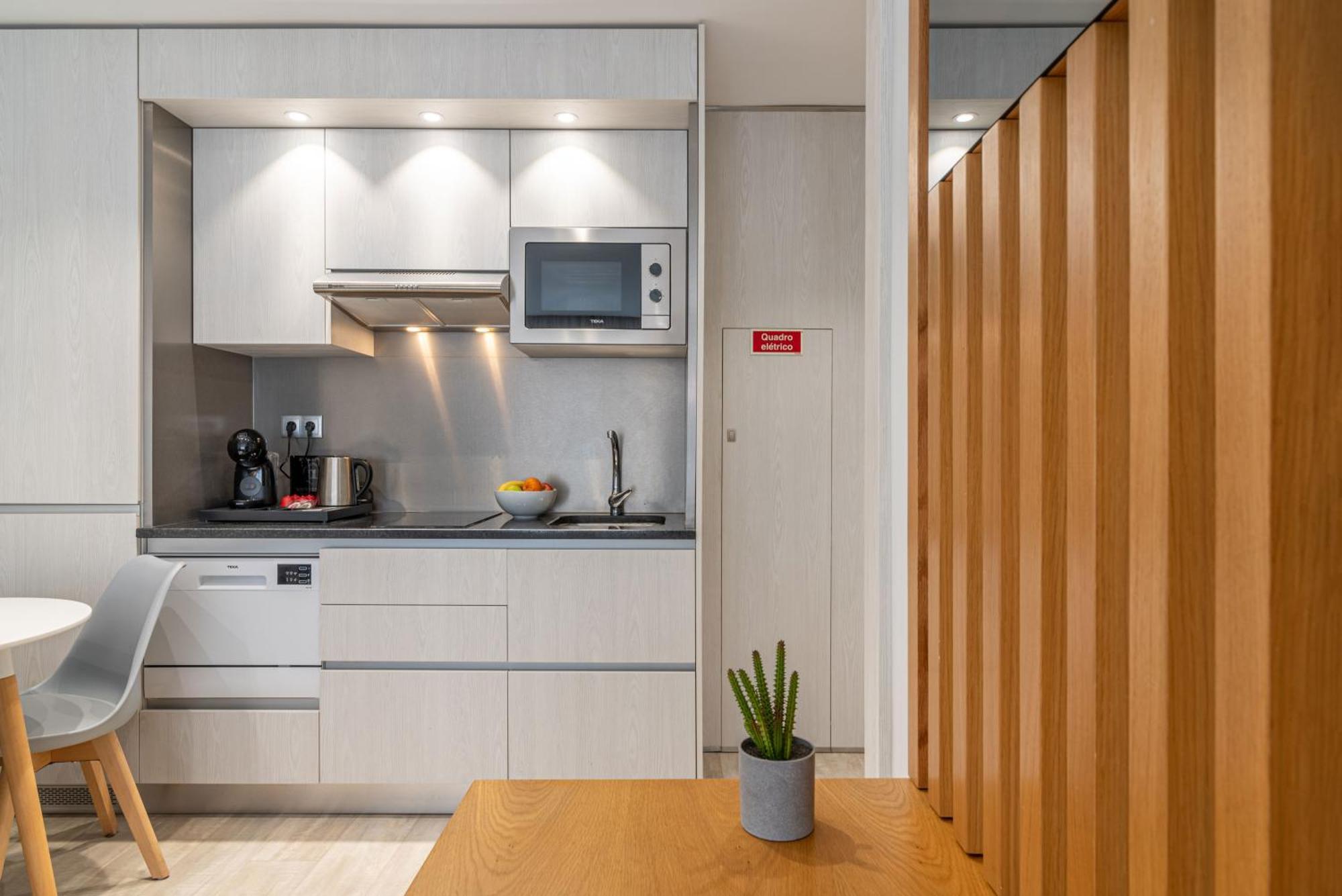 Апартаменты Dom Luis Flats Вила-Нова-ди-Гая Экстерьер фото